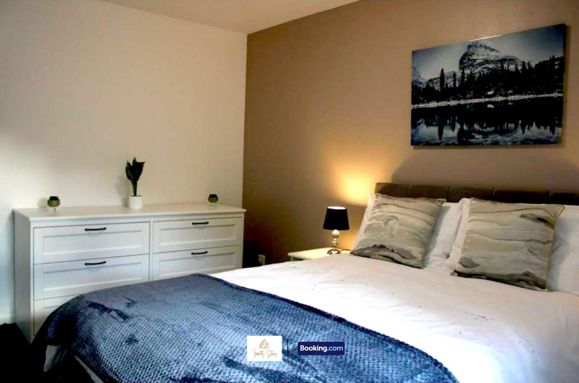 4 Bedroom House With Parking Near City Centre By Trinity Stays Short Lets & Serviced Accommodation Cambridge Exterior foto